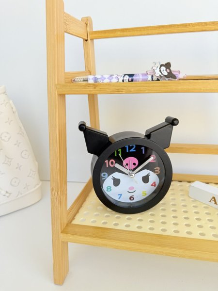 ساعة منبه كرومي كبيرة